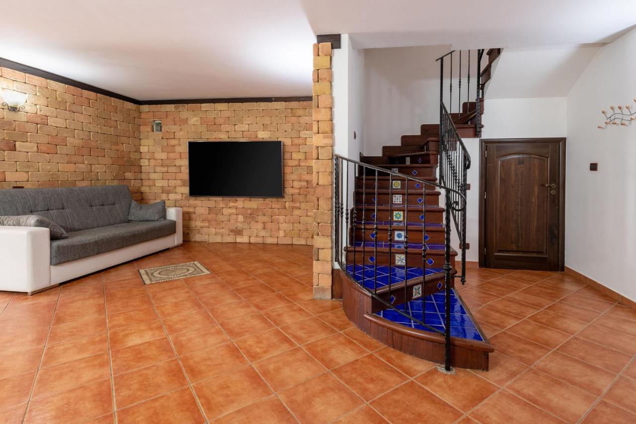 Alelida Villa Con Piscina Cinisi Exteriör bild