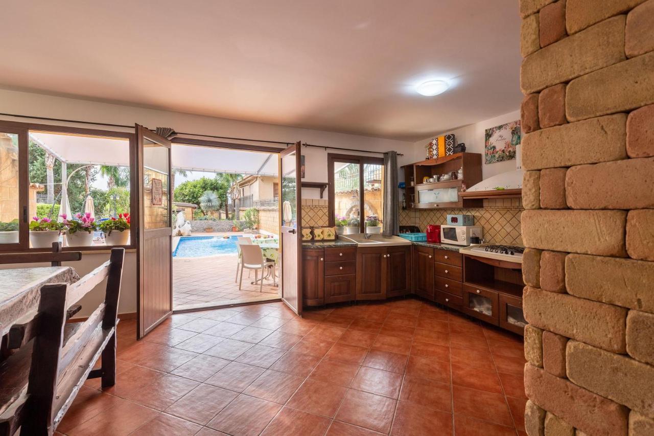 Alelida Villa Con Piscina Cinisi Exteriör bild