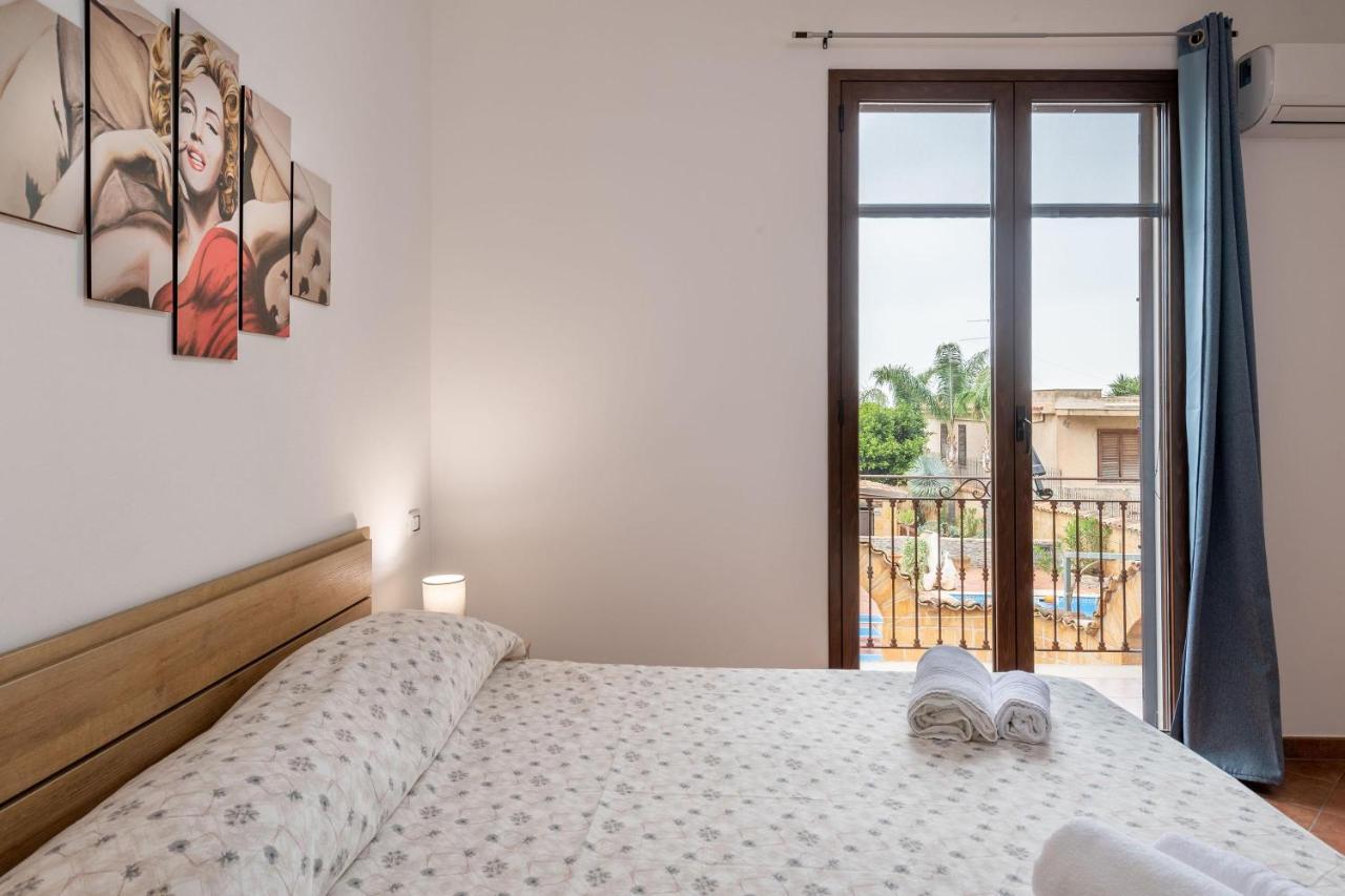 Alelida Villa Con Piscina Cinisi Exteriör bild