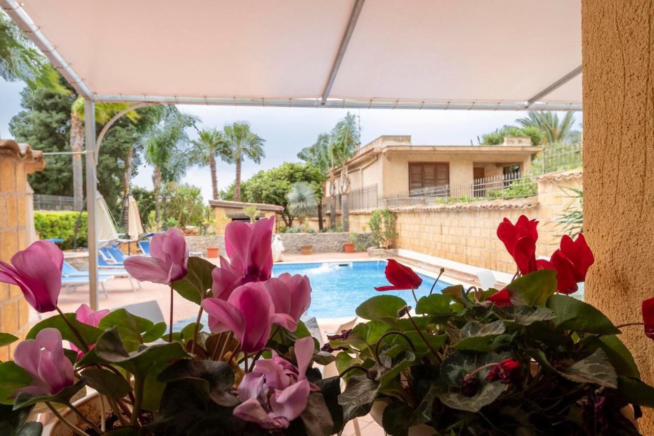 Alelida Villa Con Piscina Cinisi Exteriör bild